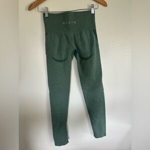 NVGTN forest green Leggings, size Small